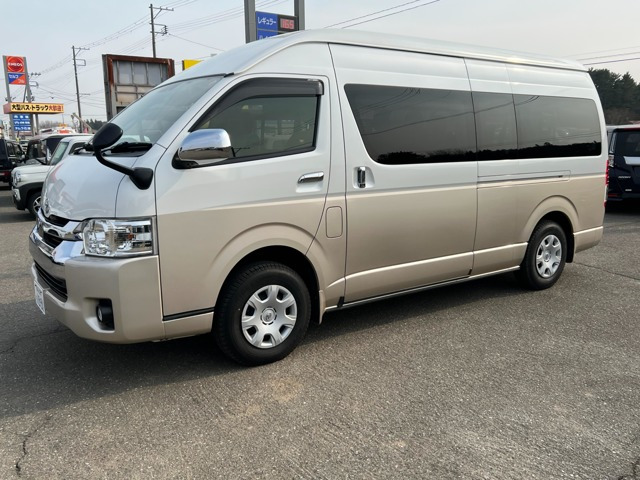 ハイエース2.7 グランドキャビン 4WD