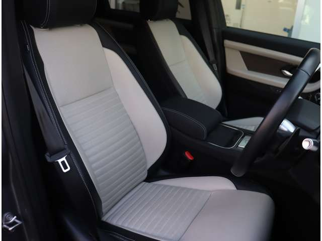 ディスカバリースポーツRダイナミック SE 2.0L P250 4WD