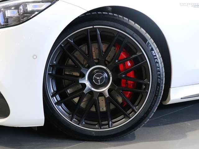 SクラスAMG S63 E パフォーマンス 4WD