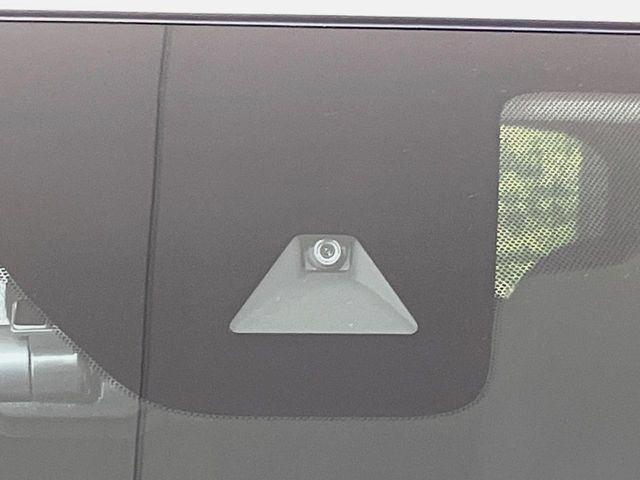 �y�C���e���W�F���g�G�}�[�W�F���V�[�u���[�L�z�t�����g�J�����őO���̎ԗ�����s�҂����m�B�Փ˂������Ȏ��͏Փ˔�Q�y���u���[�L���쓮�A�Փˉ�����T�|�[�g�B�����S�Ƀh���C�u�����y���݂��������܂��B