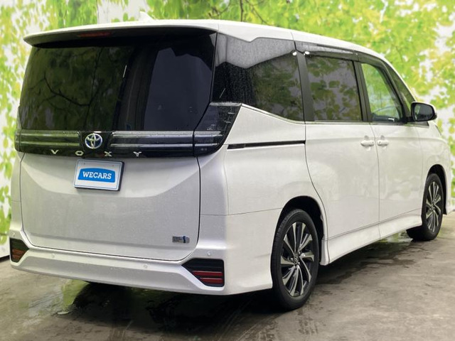 ヴォクシー1.8 ハイブリッド S-Z