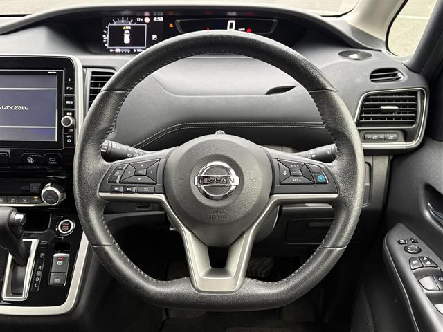 セレナ2.0 ハイウェイスター Vセレクション