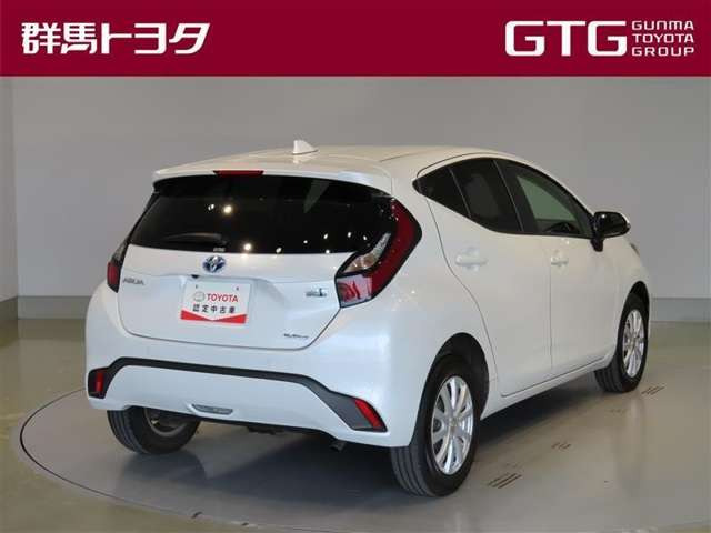 アクア1.5 X E-Four 4WD