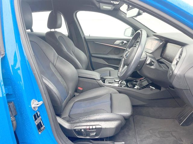 ��M�X�|�[�c��p�A���J���^�[���V�[�g:����������V�[�g�ގ���@�\�́A�h���C�o�[�𖣗������K�ȃh���C�r���O�����o���܂�!