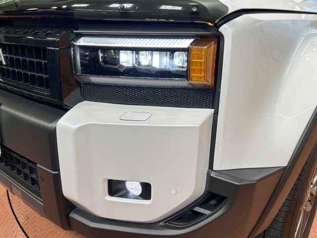 �y�O��LED�w�b�h���C�g�z�X�^�C���b�V���Ȍ����ڂ̎O��LED�w�b�h���C�g�𑕔���X�^�C�������łȂ��A��Ԃ̑��s�����E�ǍD�ň��S���Ă���肢�������܂��B