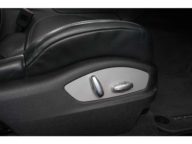 ご不明な点やご質問、更にはご要望など御座いましたらお気軽にお申し付け下さい。出来る限りご要望にお応え致します。弊社の在庫は回転が速いため、お早めにご検討頂ければ幸いです。