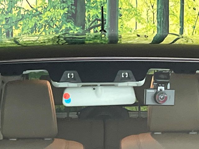 �y�X�Y�L �Z�[�t�e�B�T�|�[�g�z���s���ɑO���̎ԗ�����F�����A�Փ˂������Ȏ��͌x��ƃu���[�L�ŏՓˉ���Ɣ�Q�y�����A�V�X�g�B�����S�Ƀh���C�u�����y���݂��������܂��B