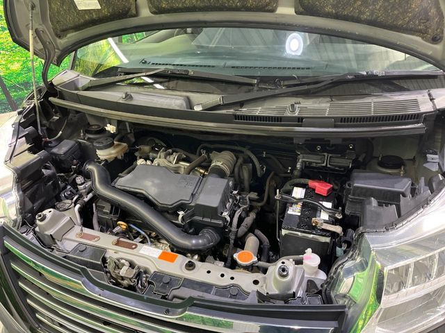 安心の最長10年・走行無制限保証(有償)をご用意。保証内容も充実はもちろん、無料点検&オイル交換や、年中無休の全国・24時間ロードサービスも付帯されておりますのでご安心下さい。