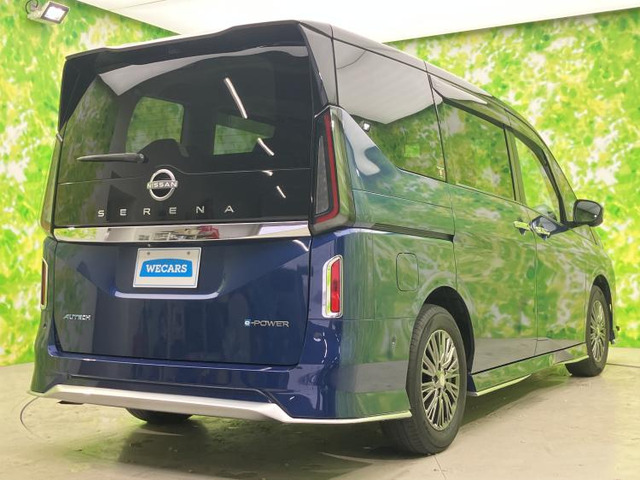 セレナ1.4 e-POWER AUTECH