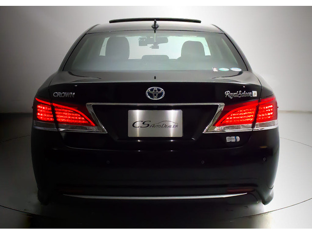 ★テールスモークやLED加工、マフラー、ルーフスポイラー、エアロパーツなど取り付け承ります!