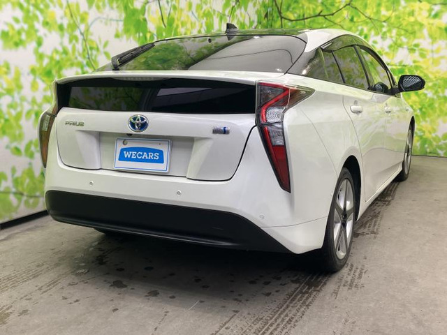 プリウス1.8 S セーフティ プラス ツートーン