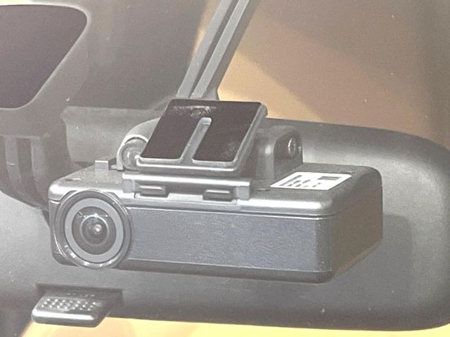 �y�h���C�u���R�[�_�[�z�h���C�u���R�[�_�[����!���s���͂������A������^�]�⎖�̂ɑ��������ہA�f���ŋL�^���A����̃��X�N�ɔ����܂��B���L�^�pSD�J�[�h�͂��q�l�����g�ł��������������K�v������܂��B