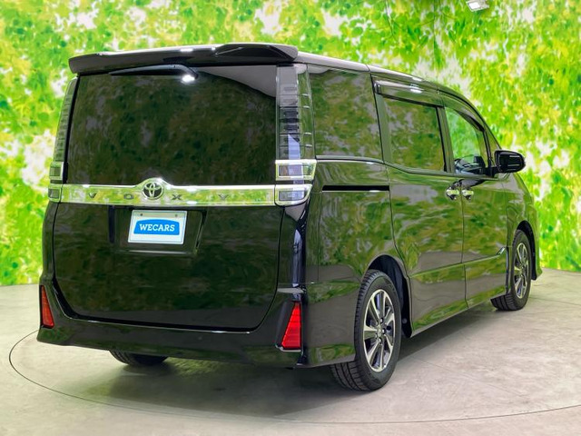 ヴォクシー2.0 ZS 煌III