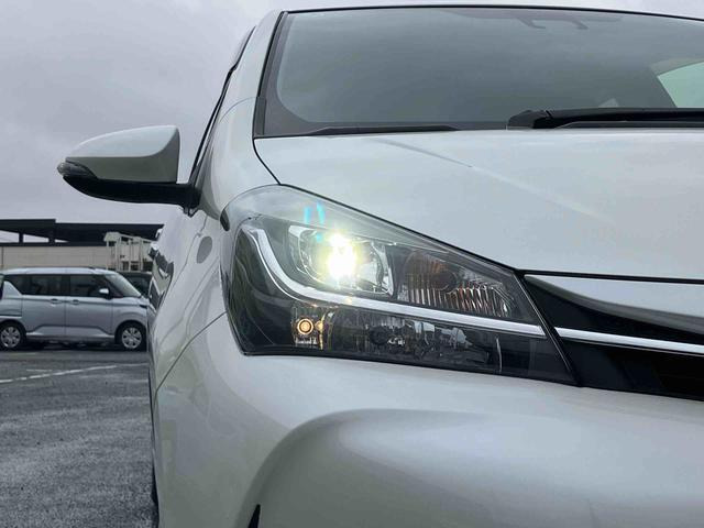 ヴィッツ1.3 F LEDエディション