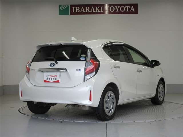 アクア1.5 S スタイルブラック