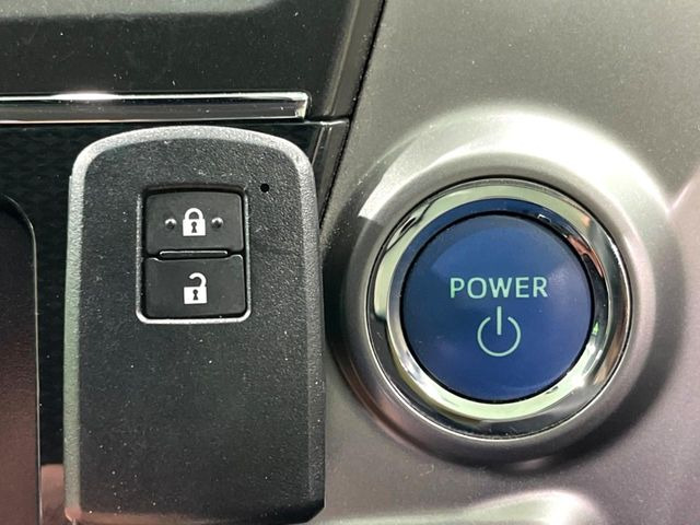 �y�X�}�[�g�L�[�z�J�o����|�P�b�g�ɓ��ꂽ�܂܂ł��h�A�̎{���E�������\�ȃX�}�[�g�L�[�𑕔��B�G���W���̃I���E�I�t�����J�M�����o���K�v����������Ƃ��Ă��֗��ł���