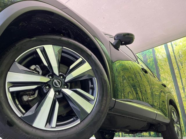 �y����19�C���`�A���~�z�C�[���z�O�ςɃ}�b�`���������A���~�z�C�[���𑕒����Ă���܂��B�e��ЊO�A���~�z�C�[����A�X�^�b�h���X�^�C�����戵�����Ă���܂��B���񂲑��k����������