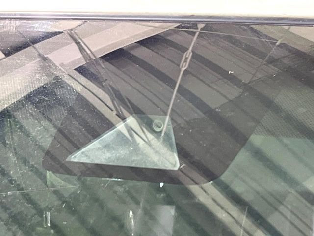 �y�v���N���b�V���Z�[�t�e�B�z�O���̎ԗ��������m���A�Փ˂������Ȏ��͌x��Œ��ӂ𑣂��A�u���[�L�𓥂ޗ͂��T�|�[�g�B�u���[�L�𓥂߂Ȃ������ꍇ�͏Փ˔�Q�y���u���[�L���쓮�A�Փˉ�����T�|�[�g���܂��B