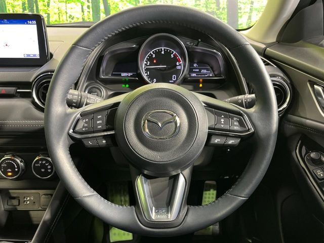 �y�����v�����X�e�A�����O�z�㎿�Ȋv���g�p���邱�ƂŁA��ɂ����������݂ƂĂ��^�]���₷���n���h���ł���