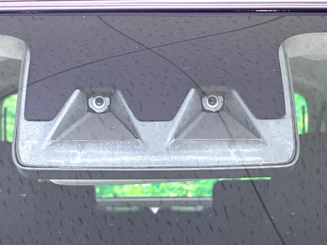 �y�X�}�[�g�A�V�X�g�z���s���ɑO���̎ԗ�����F�����A�Փ˂������Ȏ��͌x��ƃu���[�L�ŏՓˉ���Ɣ�Q�y�����A�V�X�g�B�����S�Ƀh���C�u�����y���݂��������܂��B