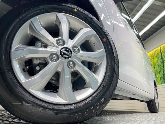 �y����14�C���`�A���~�z�C�[���z�O�ςɃ}�b�`���������A���~�z�C�[���𑕒����Ă���܂��B�e��ЊO�A���~�z�C�[����A�X�^�b�h���X�^�C�����戵�����Ă���܂��B���񂲑��k����������