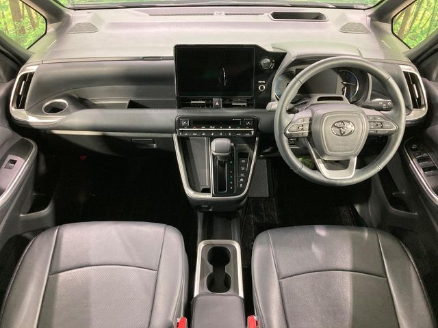 ヴォクシー1.8 ハイブリッド S-Z