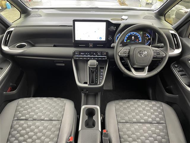 ヴォクシー1.8 ハイブリッド S-Z