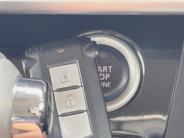 �y�C���e���W�F���g�L�[�z�J�o����|�P�b�g�ɓ��ꂽ�܂܂ł��h�A�̎{���E�������\�ȃX�}�[�g�L�[�𑕔��B�G���W���̃I���E�I�t�����J�M�����o���K�v����������Ƃ��Ă��֗��ł���