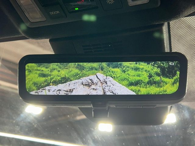 �y�f�W�^���C���i�[�~���[�z��Ȃ̑傫�ȉו��⓯��҂Ō�����m�F���Â炢���ł����S!�J�������B�e�����ԗ�����̉f�������[���~���[���ɕ\���B�N���A�Ȏ��E�ŏ󋵂̊m�F���\�ł�!