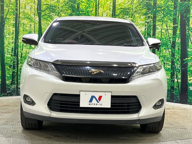 ��D�]�𒸂��Ă���܂��{�f�B�R�[�g���D�]��t���B�������x�̃K���X�疌�ŝ����͂������A�㎿�ȃc���E����������B���O����_���J�����؂Ȉ��Ԃ�ی삵�A�F�����E�򉻂�h�~�B