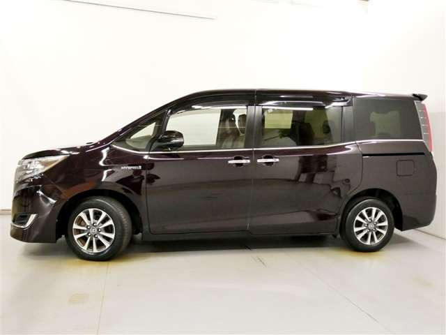 エスクァイアハイブリッド1.8 Gi プレミアムパッケージ