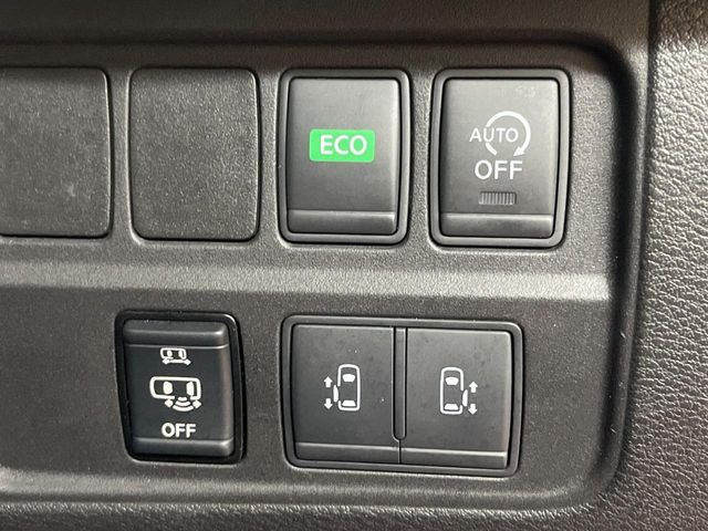 セレナ2.0 ハイウェイスター Vセレクション