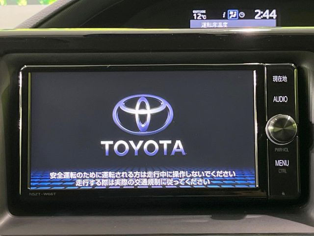 �y�����i�r�z�l�C�̏����i�r�𑕔����Ă���܂��B�i�r�̎g���₷���͂������A�I�[�f�B�I�@�\���[��!�L�����v�◷�s�͂������A�ʋ΂┃�����ȂǕ��i�̃h���C�u���y�����Ȃ�͂���