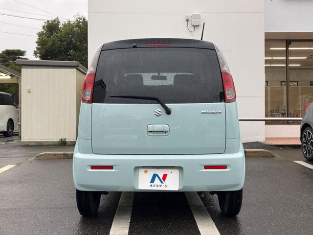 安心の最長10年・走行無制限保証(有償)をご用意。保証内容も充実はもちろん、無料点検&オイル交換や、年中無休の全国・24時間ロードサービスも付帯されておりますのでご安心下さい。