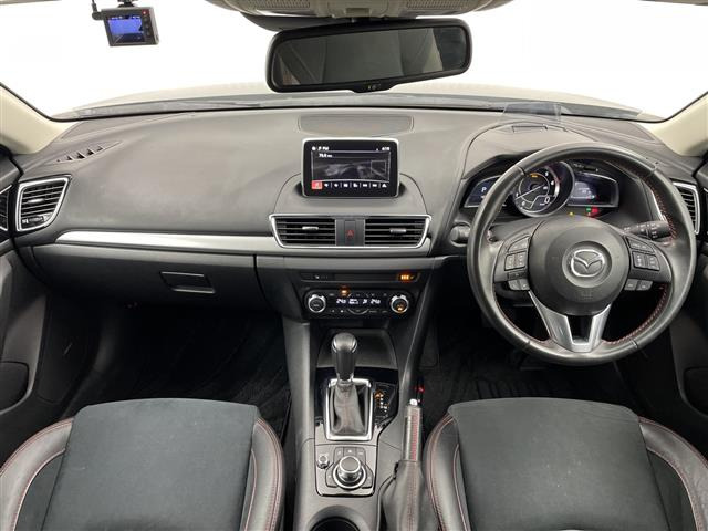 アクセラスポーツ1.5 15XD