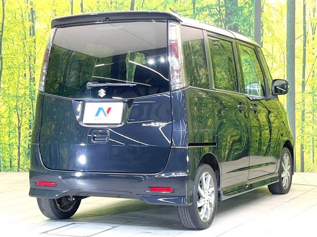 ☆全国のネクステージからお取り寄せが可能※!遠方の店舗に展示してあるクルマが気になる場合も、最寄りの店舗でご覧いただくことが可能です!是非私たちに要望をお聞かせください!※別途費用