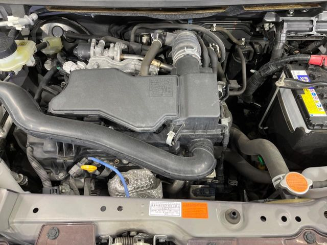 親切・丁寧な専門メカニックスタッフが応対!・車検・点検整備・事故等の修理などアフターサービスも安心。お車のカスタマイズもネクステージのサービススタッフまでご相談ください!