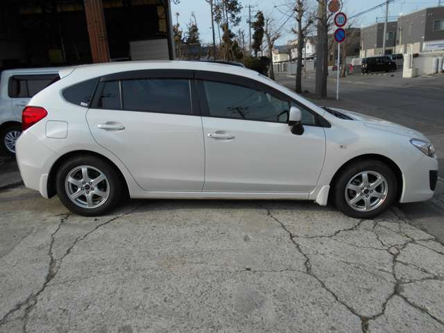 インプレッサスポーツ1.6 i 4WD