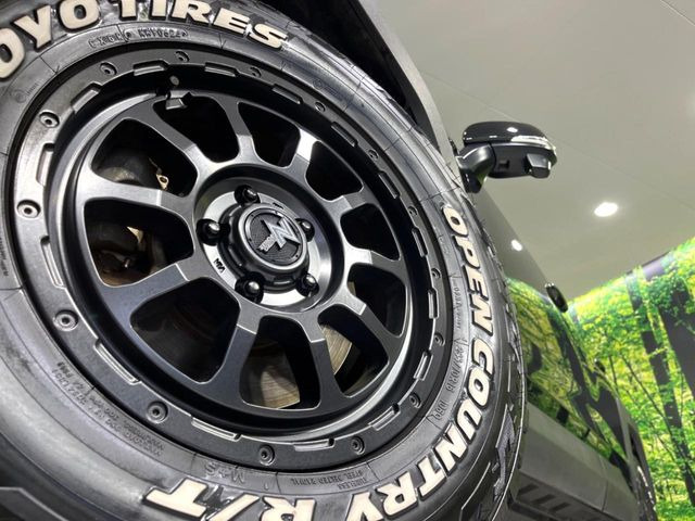�y16�C���`�A���~�z�C�[���z�O�ςɃ}�b�`�����A���~�z�C�[���𑕒����Ă���܂��B�e��A���~�z�C�[����A�X�^�b�h���X�^�C�����戵�����Ă���܂��B���񂲑��k����������