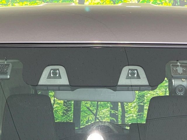 �y�f���A���J�����u���[�L�T�|�[�g�z���s���ɑO���̎ԗ�����F�����A�Փ˂������Ȏ��͌x��ƃu���[�L�ŏՓˉ���Ɣ�Q�y�����A�V�X�g�B�����S�Ƀh���C�u�����y���݂��������܂��B