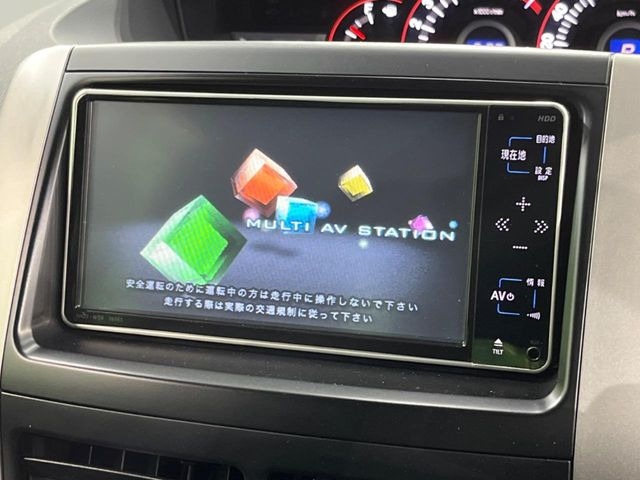 �y�����i�r�z�l�C�̏����i�r�𑕔����Ă���܂��B�i�r�̎g���₷���͂������A�I�[�f�B�I�@�\���[��!�L�����v�◷�s�͂������A�ʋ΂┃�����ȂǕ��i�̃h���C�u���y�����Ȃ�͂���