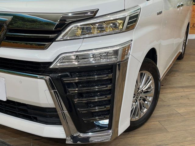 �y�O��LED�w�b�h���C�g�z�X�^�C���b�V���Ȍ����ڂ̎O��LED�w�b�h���C�g�𑕔���X�^�C�������łȂ��A��Ԃ̑��s�����E�ǍD�ň��S���Ă���肢�������܂��B