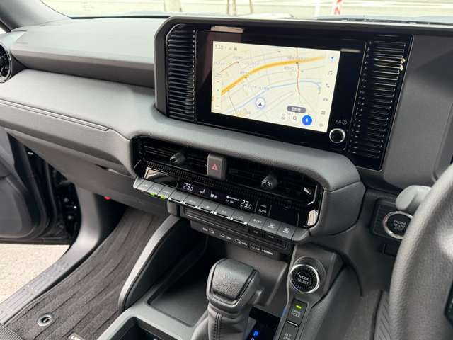 8�C���`�^�b�`�p�l���f�B�X�v���C(�i�r�̐ݒ��ԗ��̐ݒ���s���܂�)