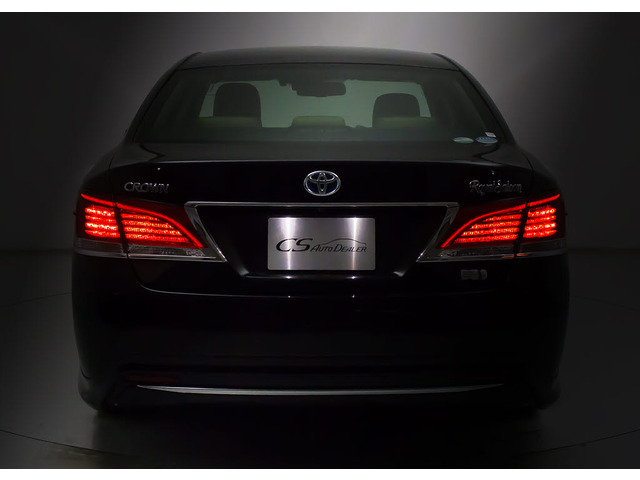 ★テールスモークやLED加工、マフラー、ルーフスポイラー、エアロパーツなど取り付け承ります!