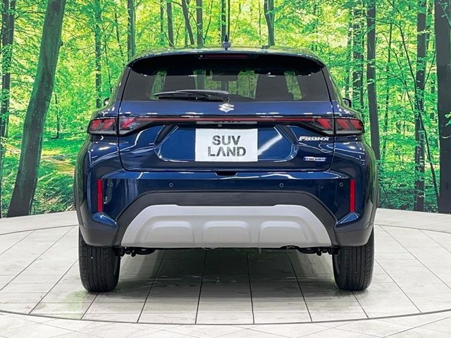 安心の最長10年・走行無制限保証(有償)をご用意。保証内容も充実はもちろん、無料点検&オイル交換や、年中無休の全国・24時間ロードサービスも付帯されておりますのでご安心下さい。