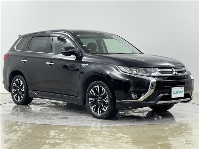 アウトランダーPHEV2.0 G ナビパッケージ 4WD