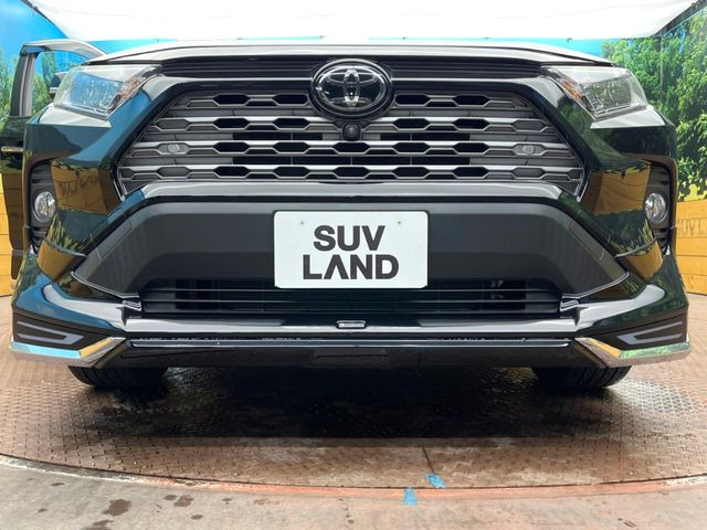 【モデリスタエアロ】人気のモデリスタエアロを装着!クルマの外観がよりスタイリッシュになり、街中で存在感あふれる1台に♪将来買い替える時にもリセールに影響しやすく、価値ある人気の装備です!