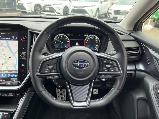 �y�����v�����X�e�A�����O�z�㎿�Ȋv���g�p���邱�ƂŁA��ɂ����������݂ƂĂ��^�]���₷���n���h���ł���