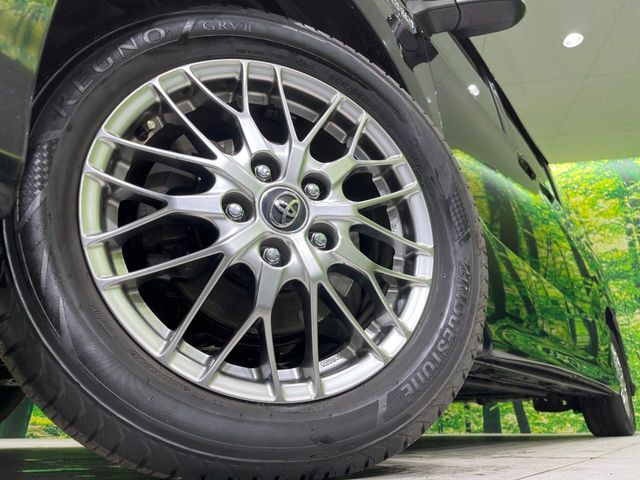 �y����16�C���`�A���~�z�C�[���z�O�ςɃ}�b�`���������A���~�z�C�[���𑕒����Ă���܂��B�e��ЊO�A���~�z�C�[����A�X�^�b�h���X�^�C�����戵�����Ă���܂��B���񂲑��k����������