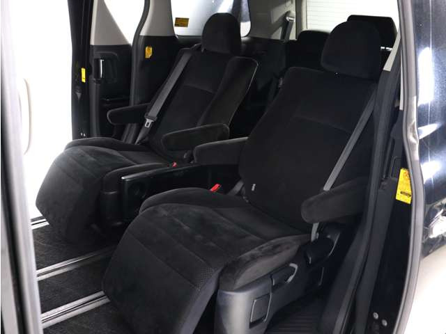 �y�I�b�g�}���t���Z�J���h�V�[�g�z�ő�800mm�̃����O�X���C�h�V�[�g�ƃI�b�g�}���@�\�ɂ�葫���y�X�L�΂������\�ł�!�܂��A�Ђ��|��������܂��̂ŁA���K�ȃh���C�u�����y���݂��������܂�!